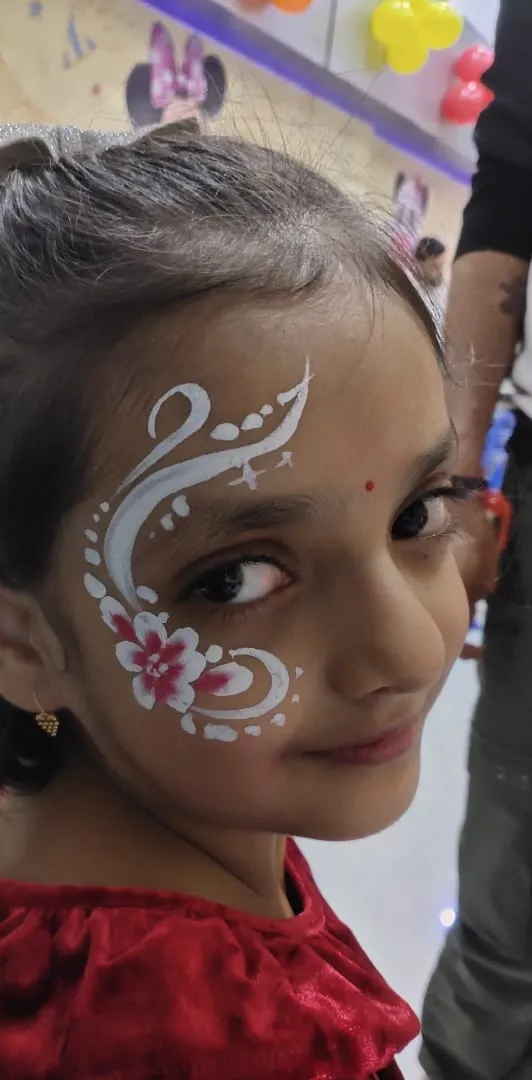 Face painting artist in Thane for corporate Event